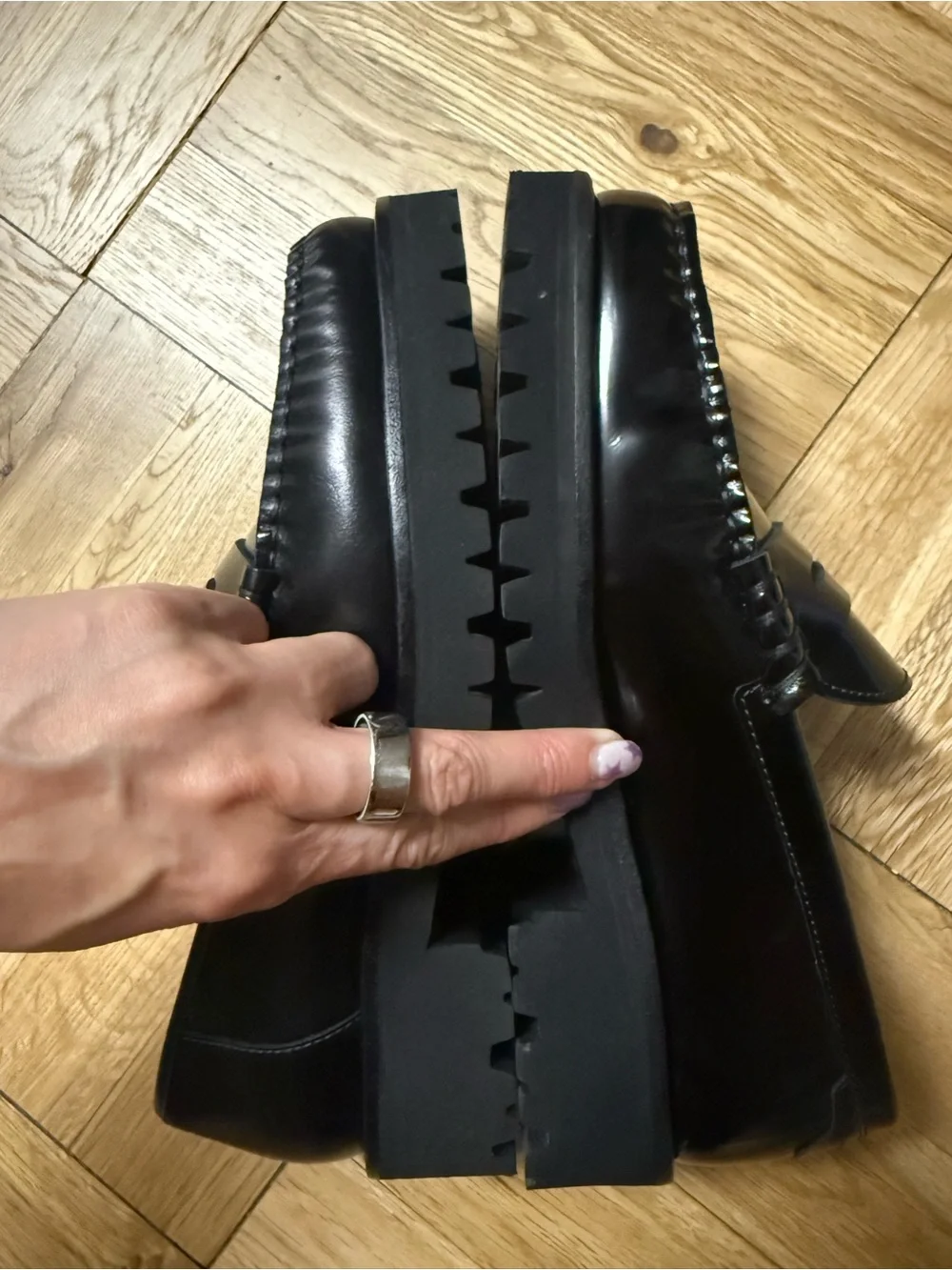Margaux Women’s Louisa Black Leather Penny Loafers (not shiny) Sz 7
